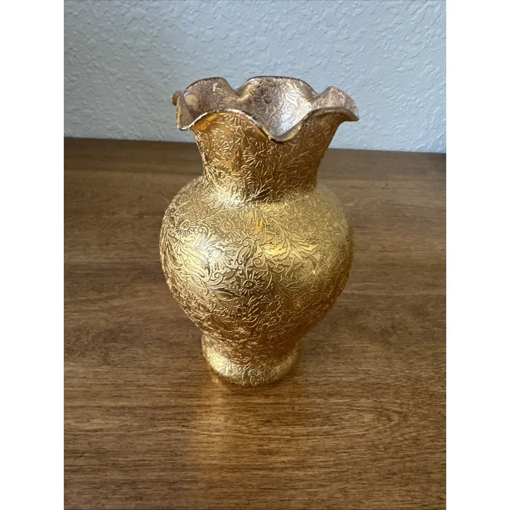 Vintage 22K gold encrusted glass vase Glastonbury Lotus Daisy Field Floral Patte